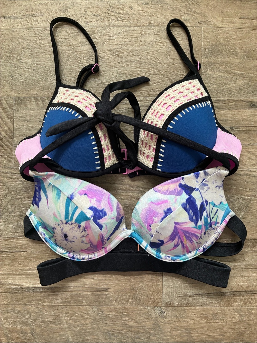 Victoria Secret 2 Push Up Bikini Swim Tops The Flirt Hottie Halter - Picture 12 of 12